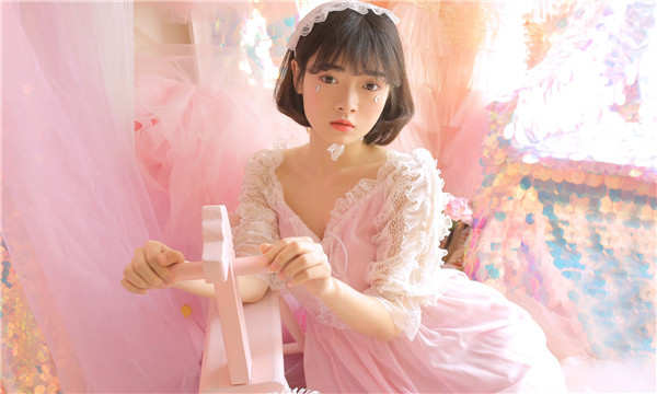 潢川供卵试管代怀生子多少钱？这一直是很多不孕不育家庭关注的话题。在中国，不孕不育的发生率越来越高，根据《中国不孕不育现状调研报告》显示，育龄夫妇的不孕不育率从20年前的3%增长至现在的12.5%-18.2%，患者人数高达6000万以上。在这样的背景下，许多家庭通过供卵试管来实现自己的生育梦想。那么，供卵试管代怀生子的费用到底是多少呢？